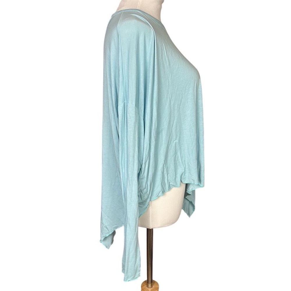 Caraucci Women's Long Sleeve Asymmetrical Top Blue One Size Layering - Picture 2 of 6